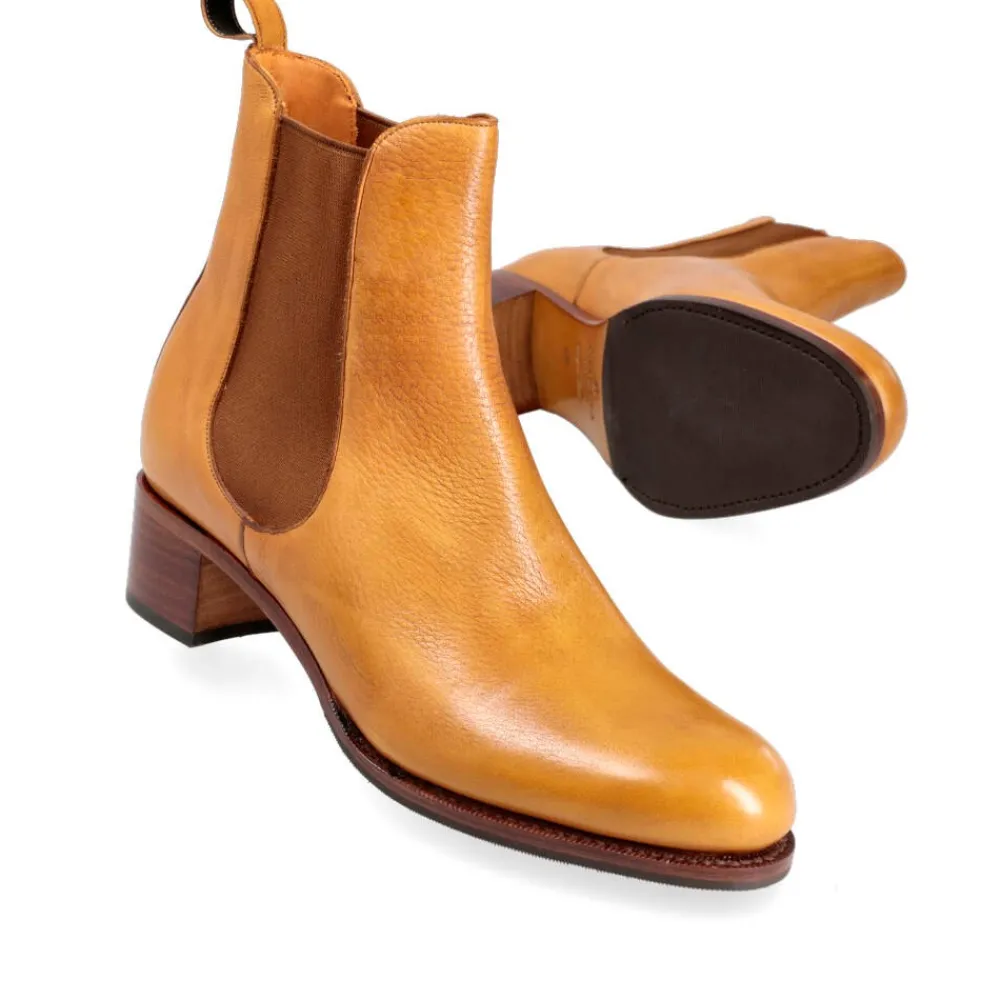 WOMEN CHELSEA BOOTS 1426 PERLA | Carmina New