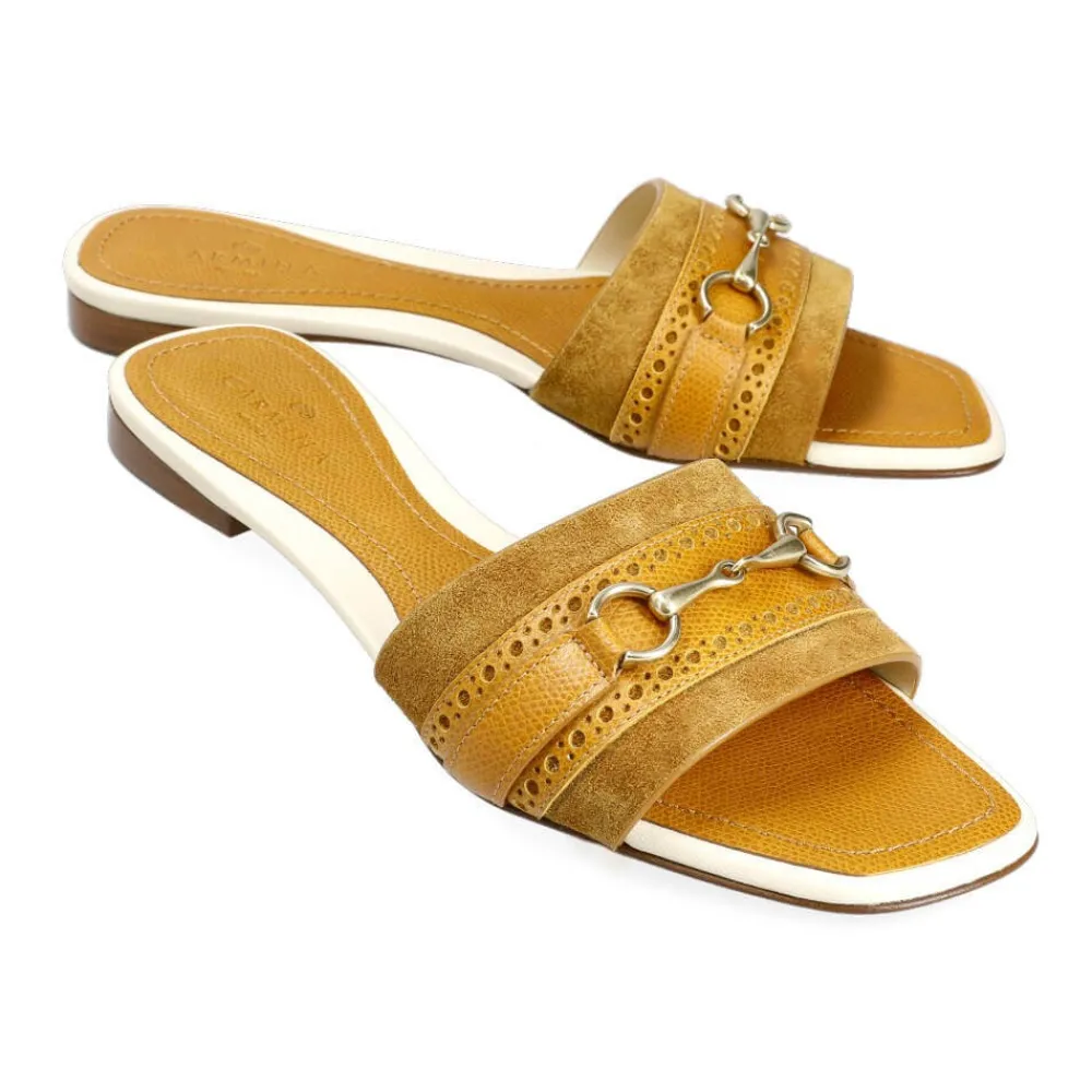 WOMEN'S LEATHER SANDALS 1984 | Carmina Flash Sale